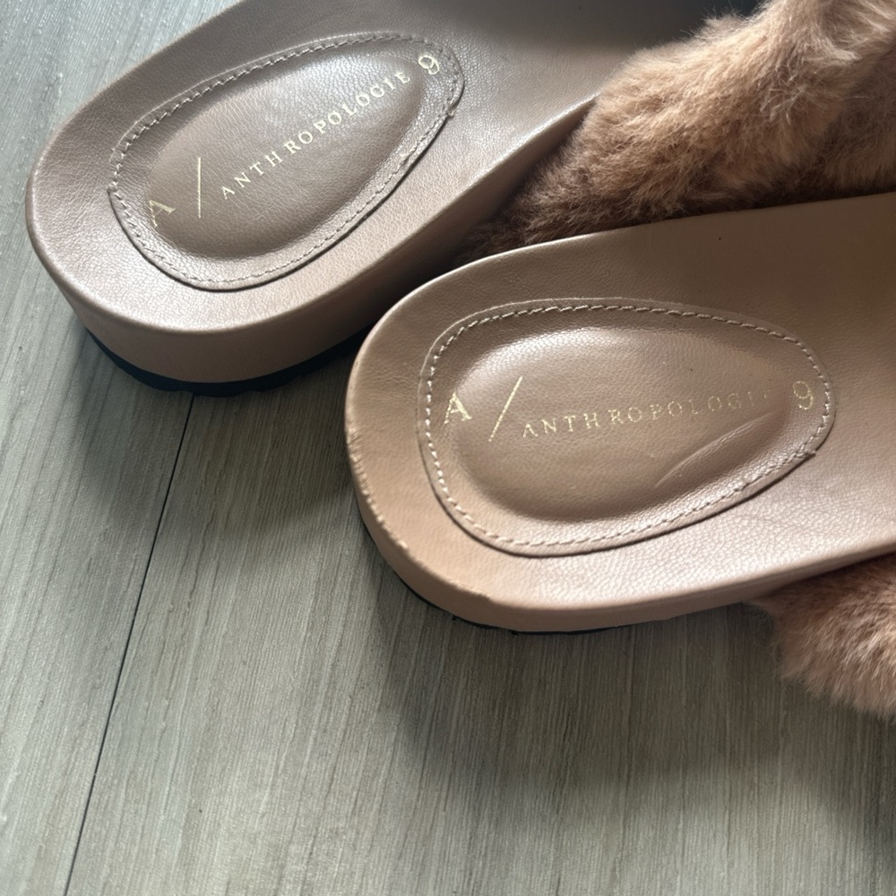 Anthropologie Tan and brown faux fur slides - Picture 2 of 3